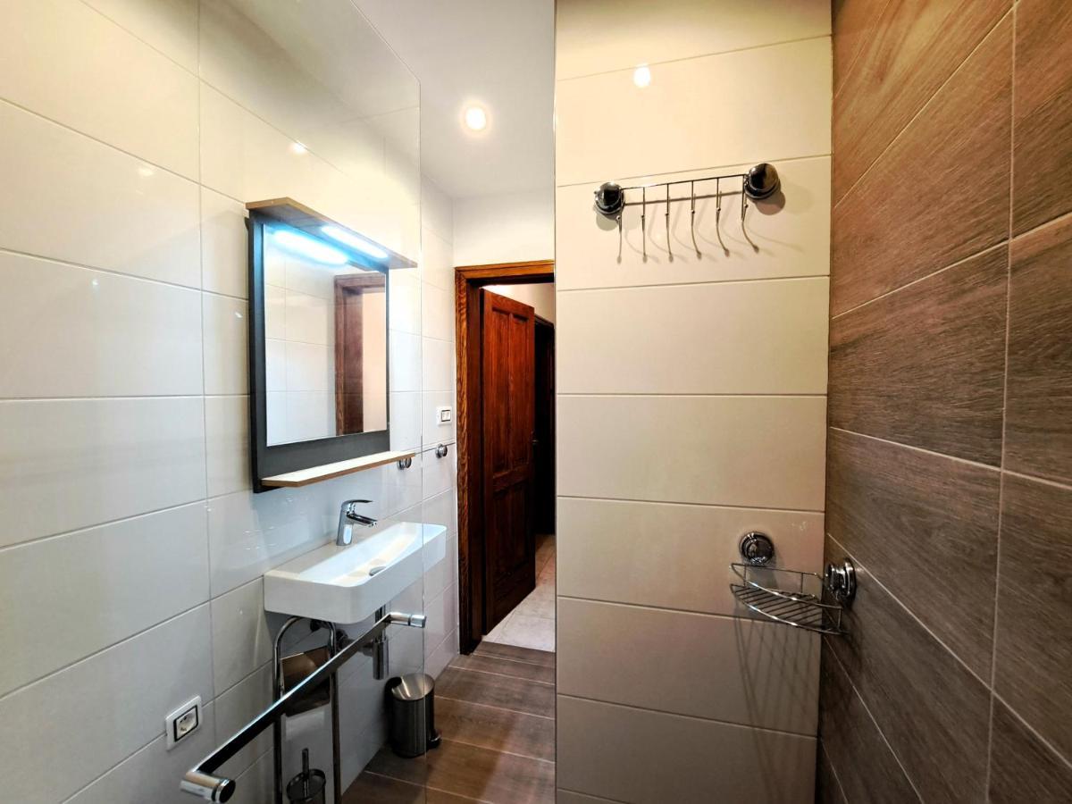 Studio Apartman Olivera โรวีน ภายนอก รูปภาพ